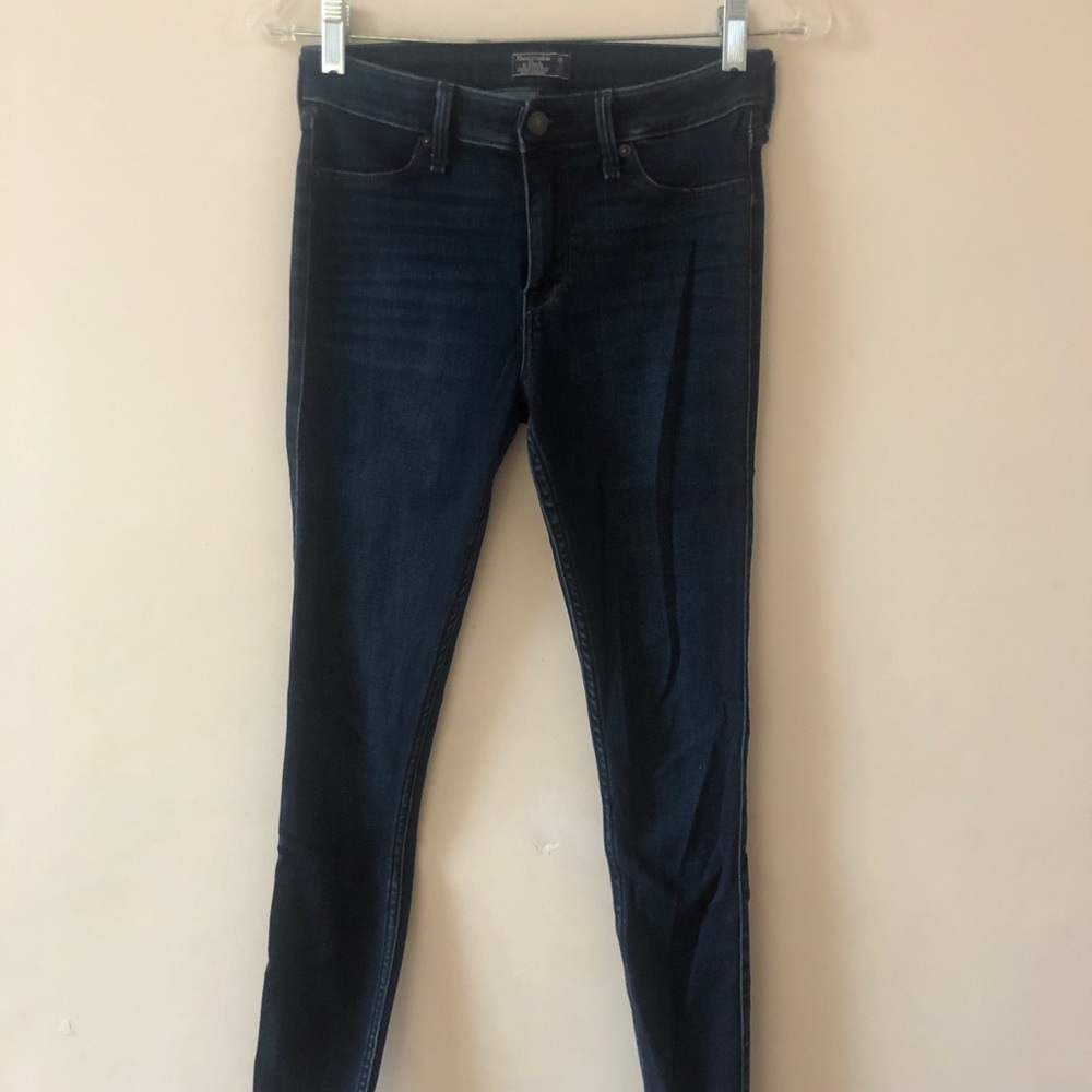 Abercrombie & Fitch - Low Rise Jegging